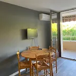 La Miougrano Фрежюс